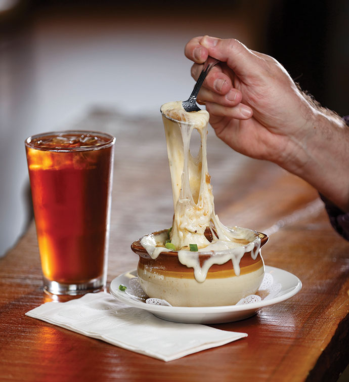 Crosstown Pub & Grill